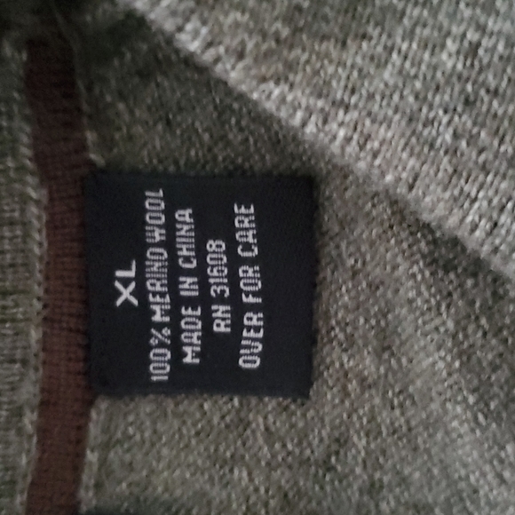 Jos. A. Bank Merino Wool Sweater - Picture 5 of 7